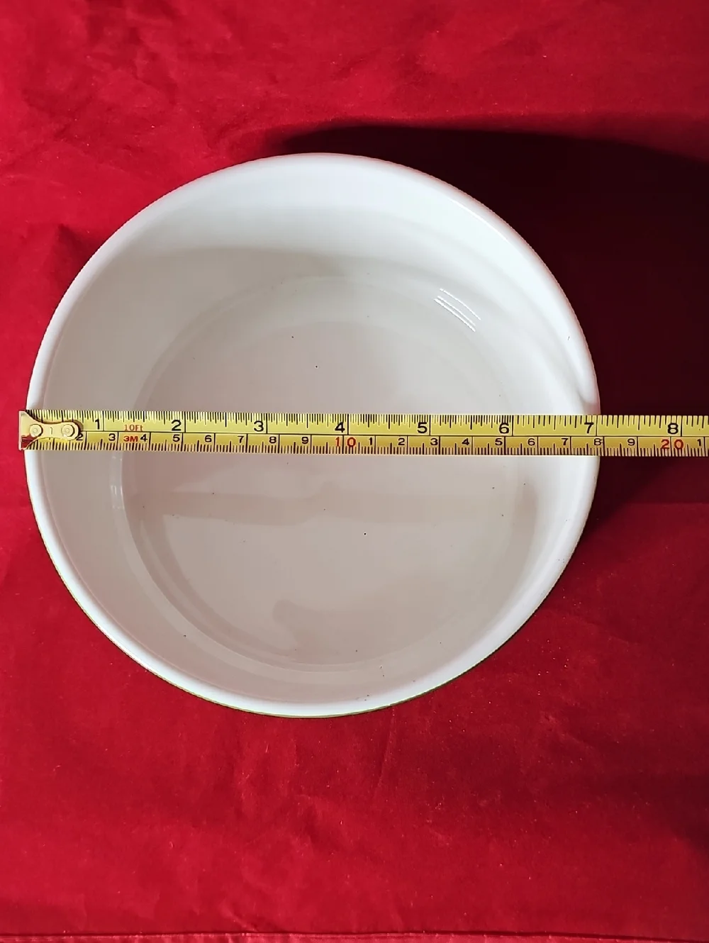 Royal Albert White Country Bakeware Piece with Floral Print